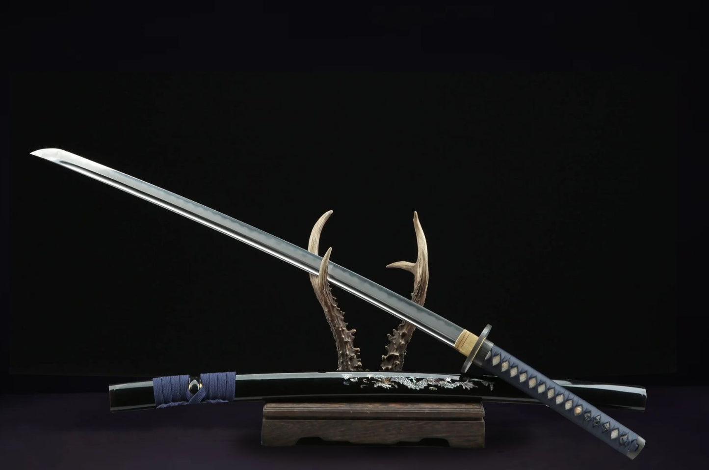 Katana Ishikari (Damascus Steel & Genuine Hamon)