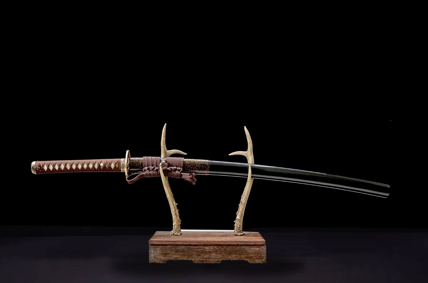 Katana Shinshiro (T10 Steel, Real Hamon and Ray Skin)