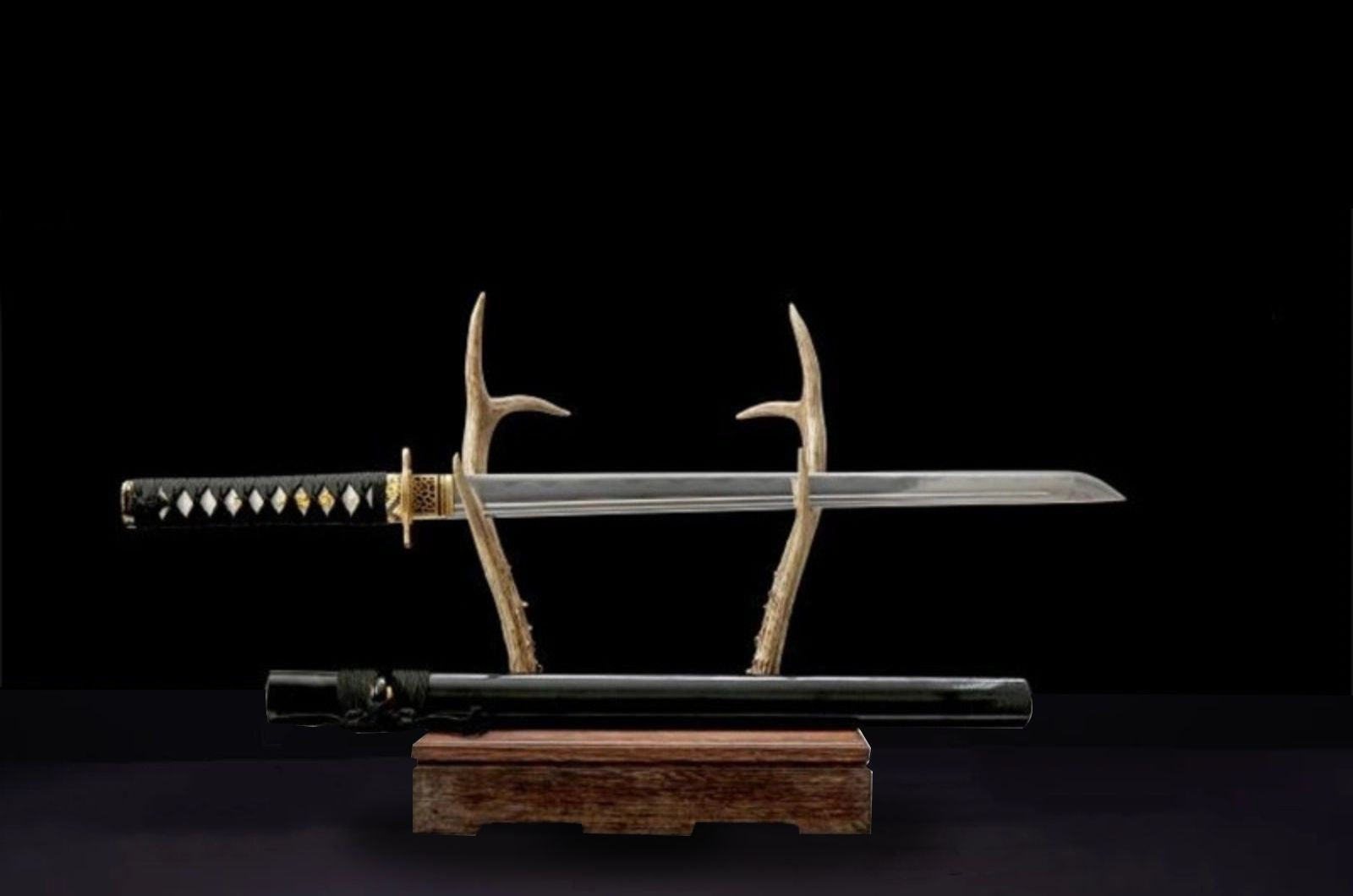 Kanoya Wakizashi (1060 carbon steel)